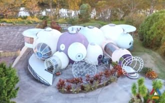 Legendary "Bubble house" reopened in Australia Legendary bubble house reopened in Australia