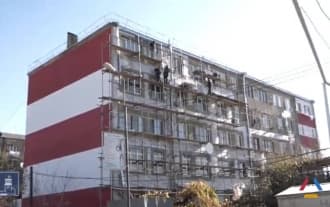 Многоквартирные дома в разных общинах теплоизолируются Многоквартирные дома в разных общинах теплоизолируются
