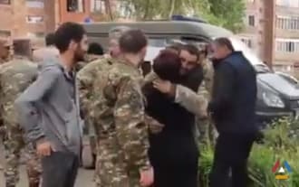 2 военнослужащих ВС Армении, спустя 9 дней, удалось вывести из окружения
